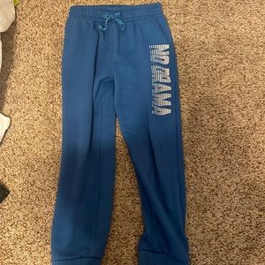 Dark blue sweatpants for kids and for girls. It’s a size 6x